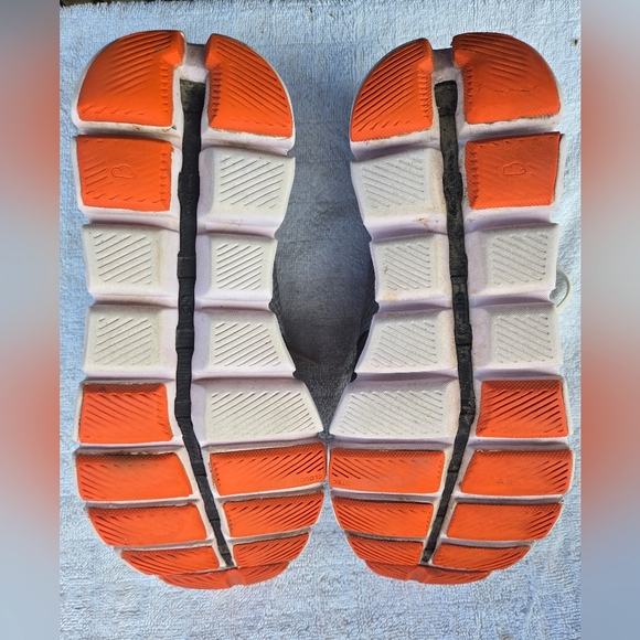 ON Women's Gray and Orange Sneakers - Picture 4 of 6